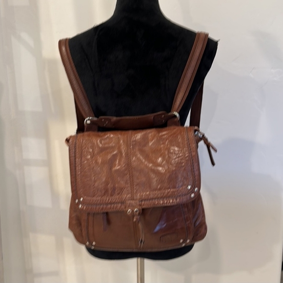 The Sak Leather Ventura Convertable Backpack or Crossbody Bag Purse Brown Tan - Picture 11 of 13